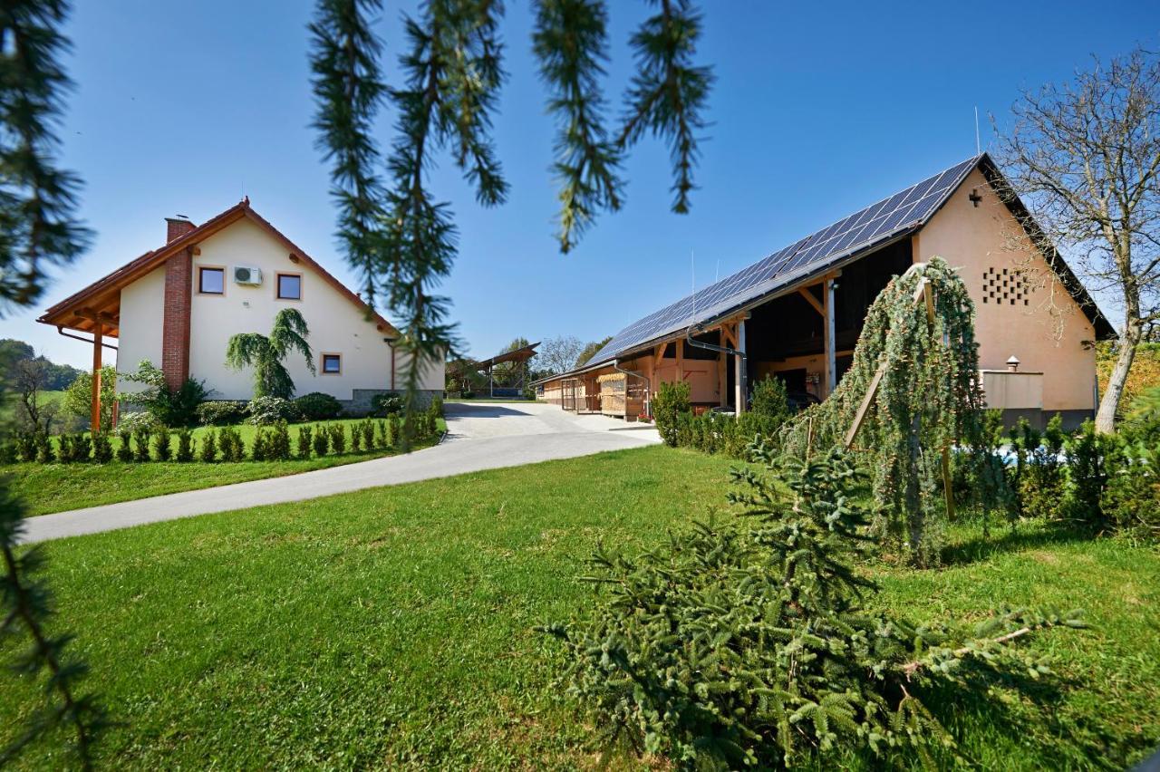 Farmhouse Lipoglav Loče pri Poljčanah Extérieur photo